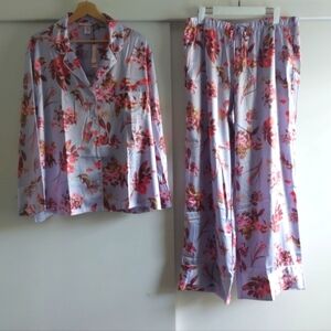 New Victoria's Secret Satin Pajama Set Lavender Floral Pattern XL